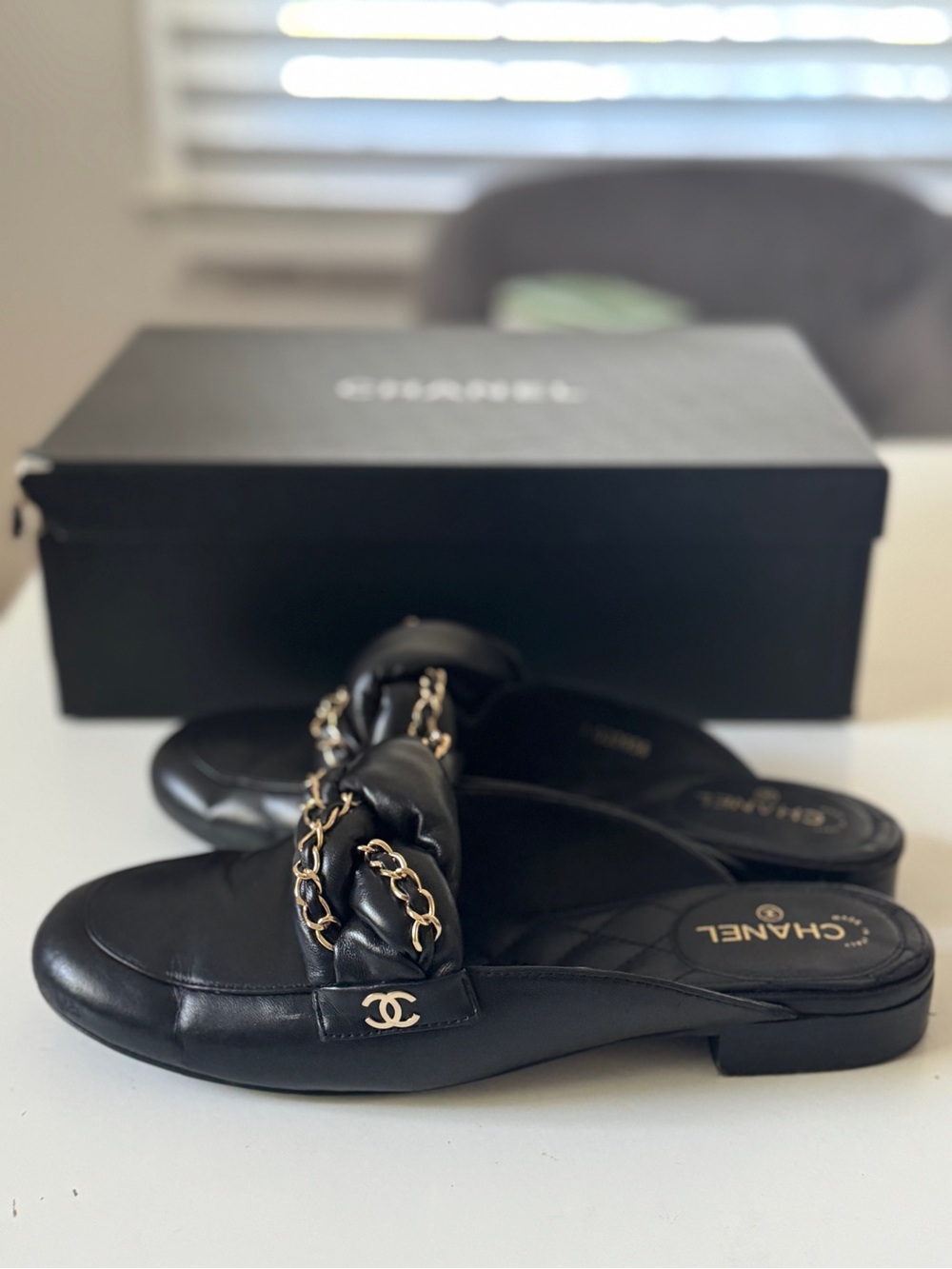 Authentic CHANEL Lambskin Chain Braided Flat Mules in Black and gold chain - Picture 3 of 13
